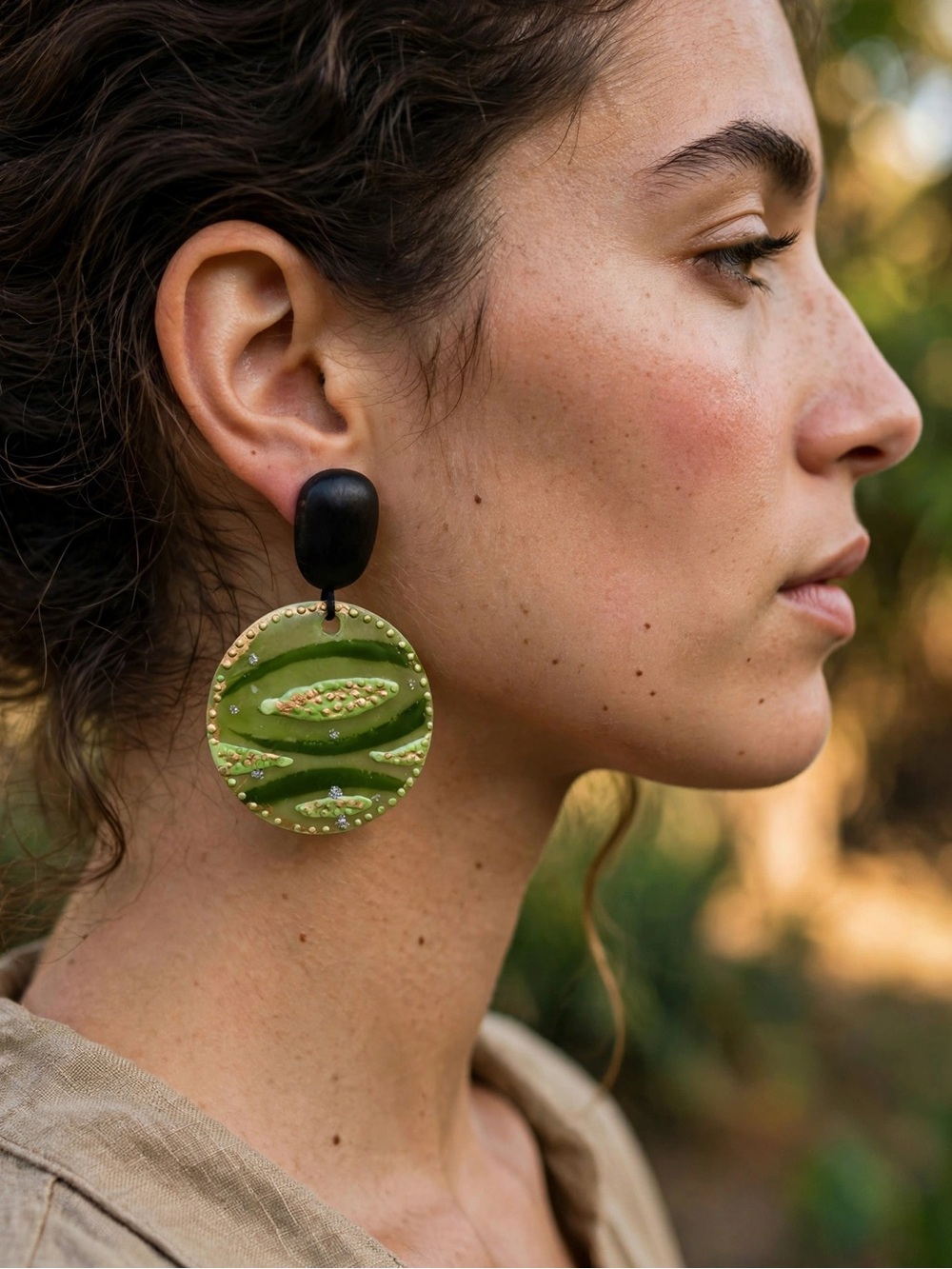 NWT Handmade Green Leaf Shell Disc Dangle Earrings Black Wood S925 E106